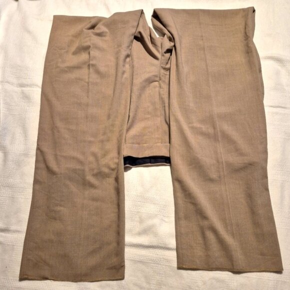 Nautica men's size 43 x 48 TAG ERROR beige flat front dress pants, raw hem, NWT - Picture 7 of 9
